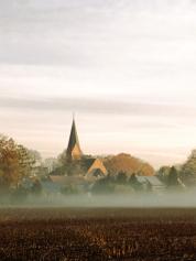 Nebel Kirche